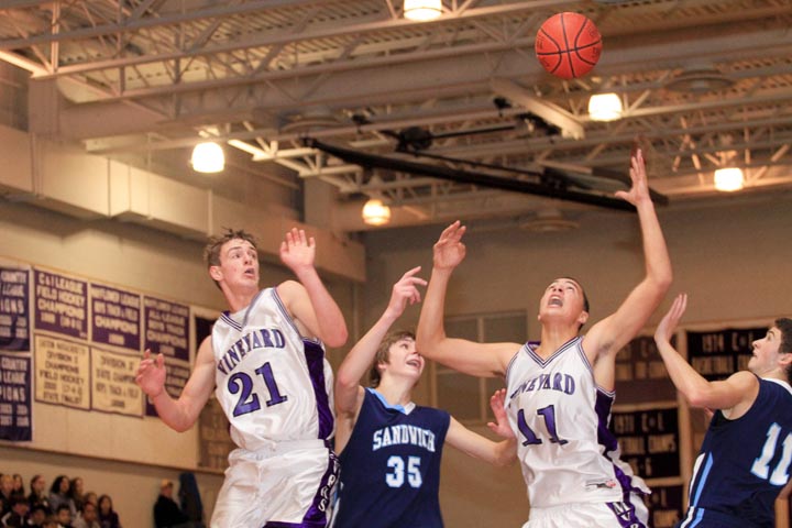 Ryan Fisher Izak Browne boys basketball