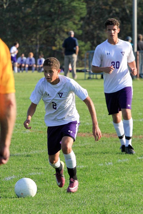 Gabe DeOliveira boys soccer