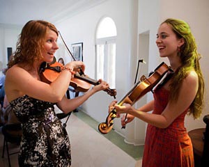 Fiddling, Brittany Haas, Lauren Rioux
