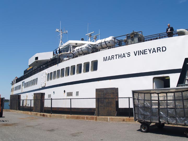 Marthas Vineyard ferry