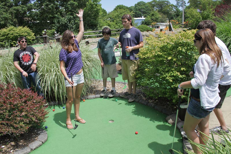 mini golf