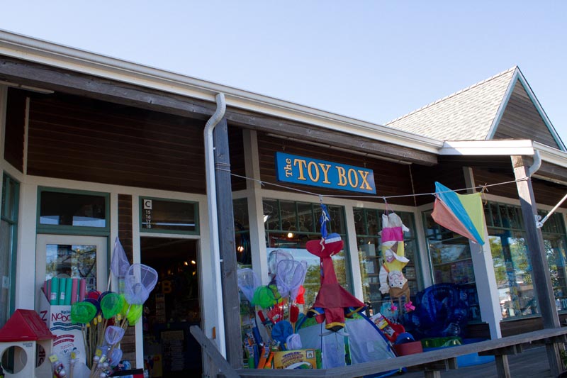 toy box