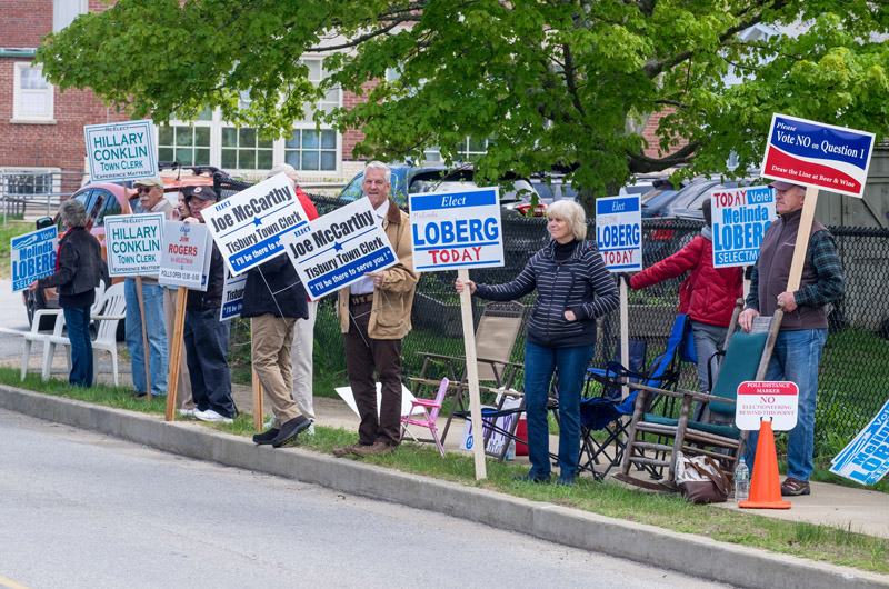 Vineyard Gazette | Elections | Tisbury Says Yes to Hard Liquor, Re ...