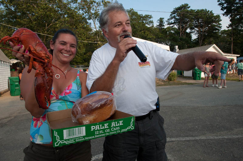 Auctioneer Mike Delis