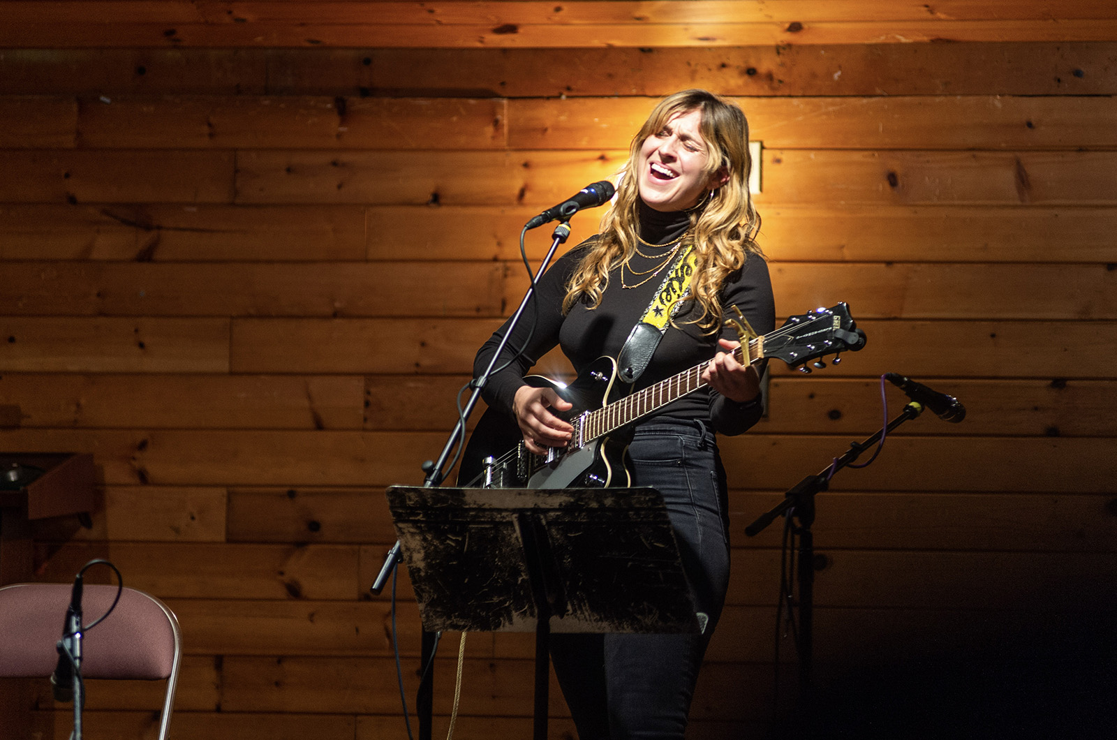 Lexie Roth brought power and emotion.