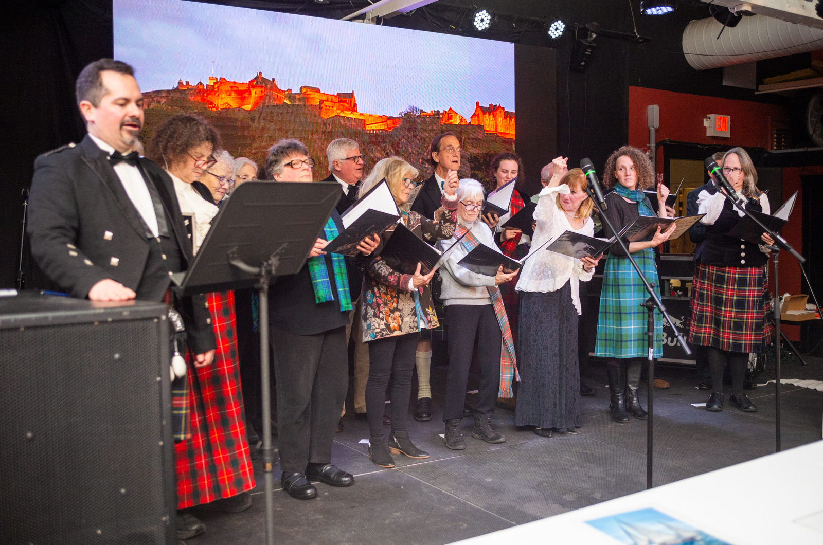 The Scottish Singers.