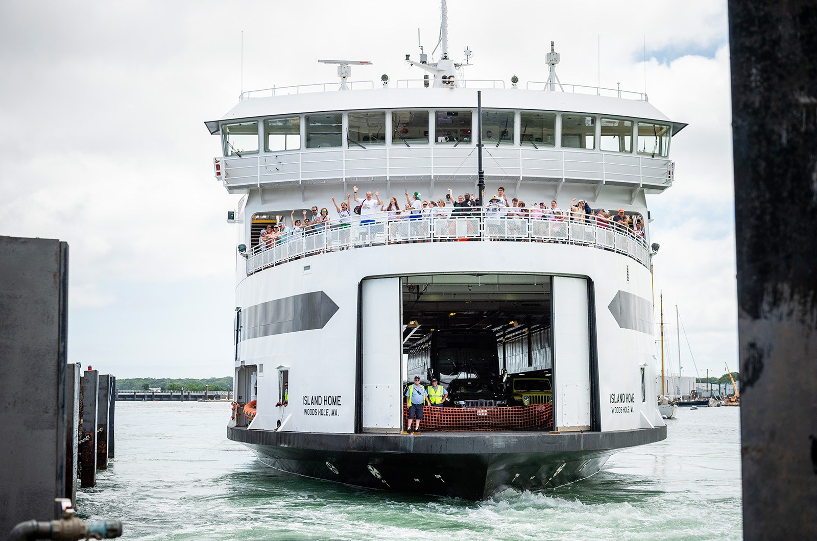 A camper-laden ferry pulls into Vineyard Haven.