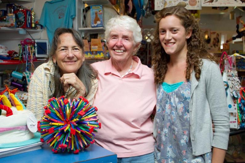 BeeBee Horotitz, Marcia MacGillivray Galya Walt