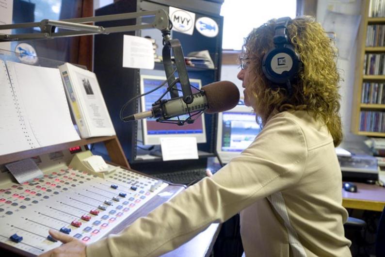 Martha's Vineyard Radio Sold