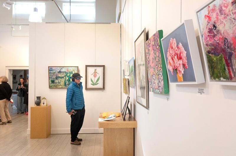 Many floral pieces lined the walls.