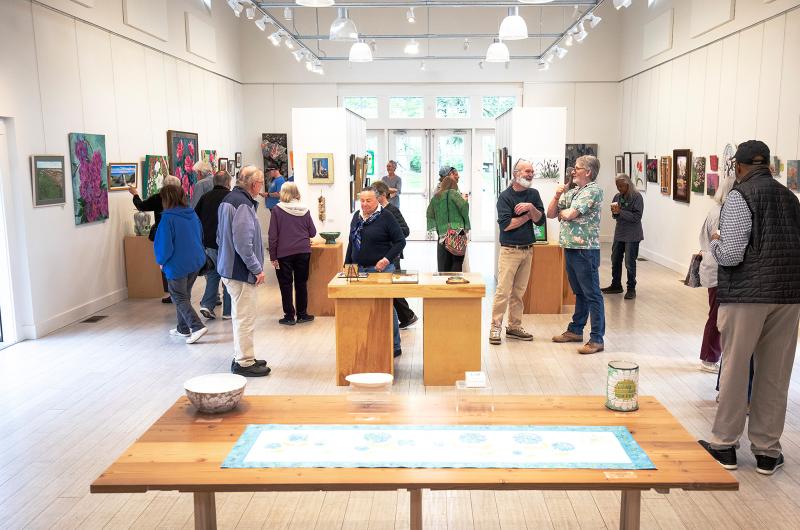 Crowds filled the Francine Kelly gallery on Sunday.