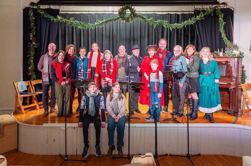 The Christmas Carol cast.