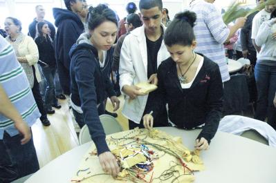 girls prepare gifts for their guests