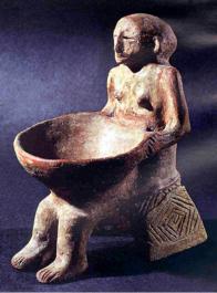 statue