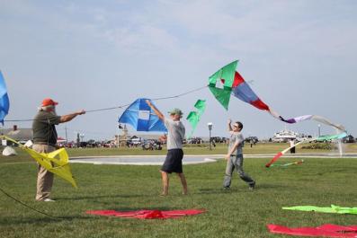 Denis Burt Mark Halperin Vlad Menshch kites
