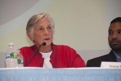 Diane Ravitch microphone