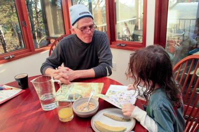 Robert Lionette Jack at breakfast