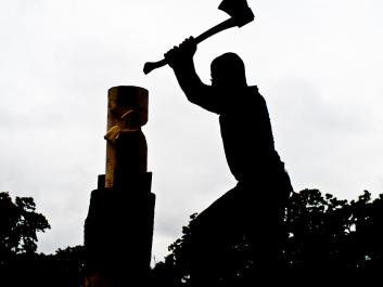 axe